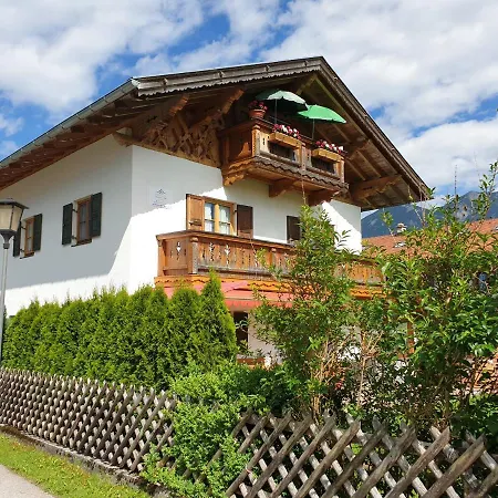 Ferienwohnung Christl Apartman Wallgau